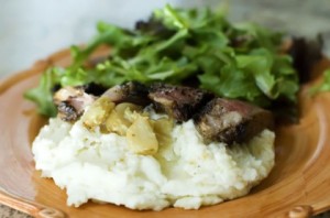 roasted-garlic-mashed-potatoes-2-420x278